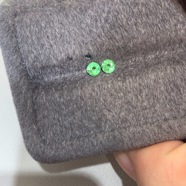 石榴石（沙弗莱）裸石未镶嵌0.54克拉