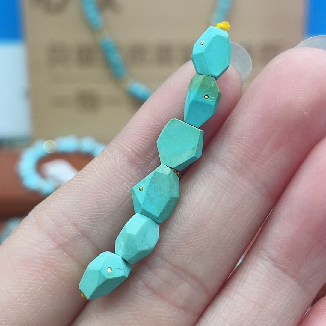 未镶嵌绿松石珠宝奇石