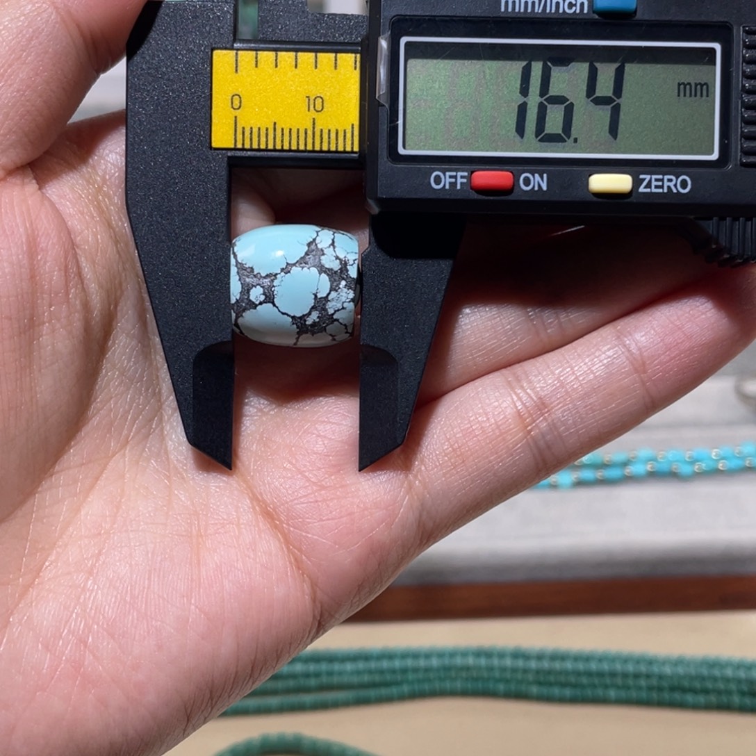 绿松石未镶嵌桶珠