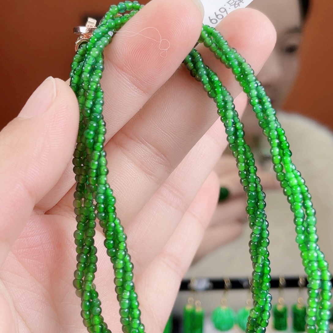 翡翠未镶嵌耳饰饰品