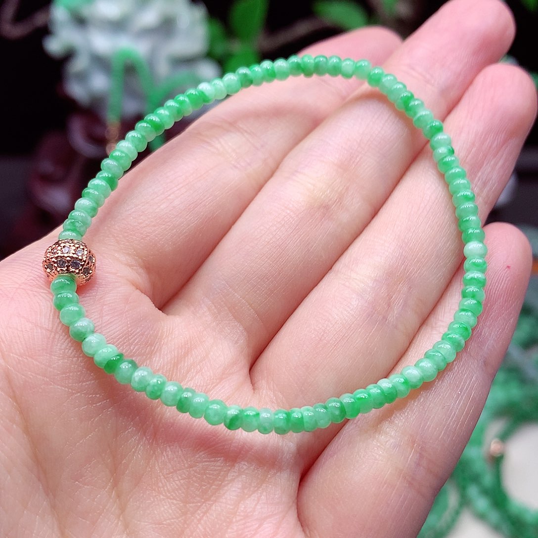 翡翠未镶嵌手链翡翠