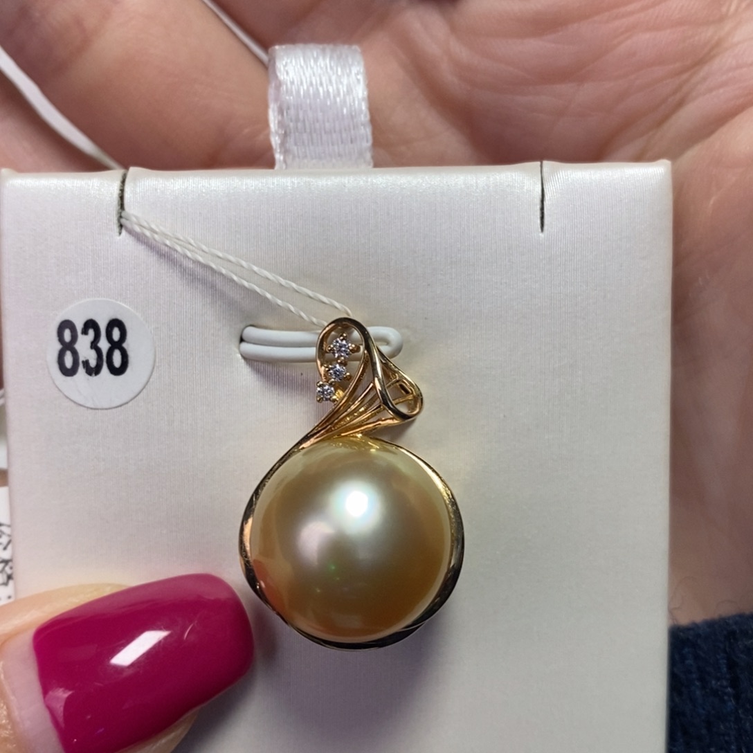 海水珍珠吊坠(不含链)18K金镶嵌