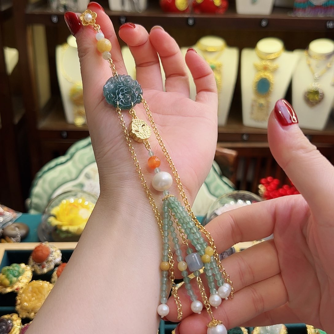 翡翠吊坠(不含链)未镶嵌幸***矣压襟