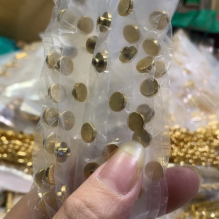 无纺布驴家平面0.9上螺丝钉10个