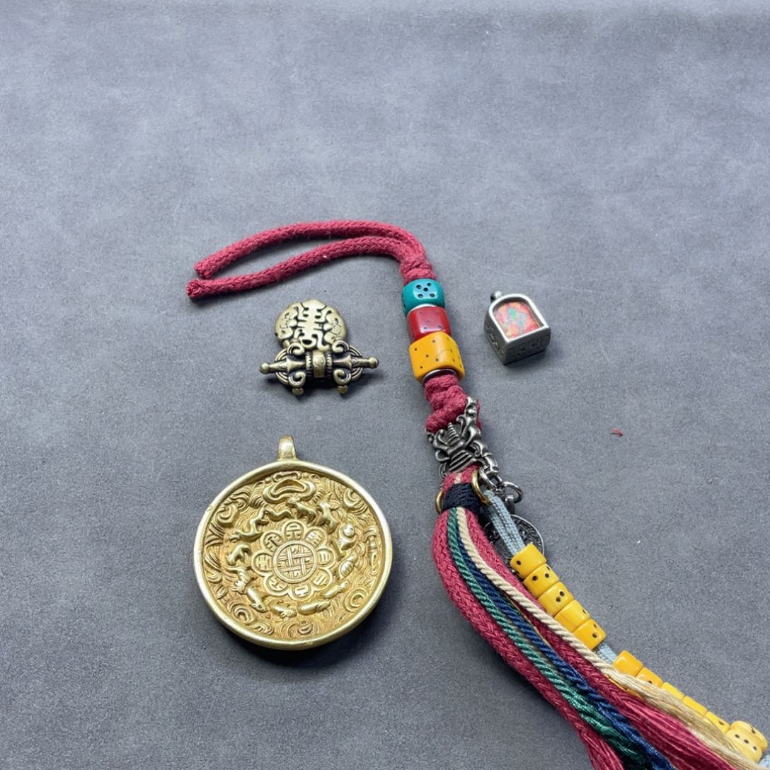 ****黄铜朝天吼九宫八卦牌