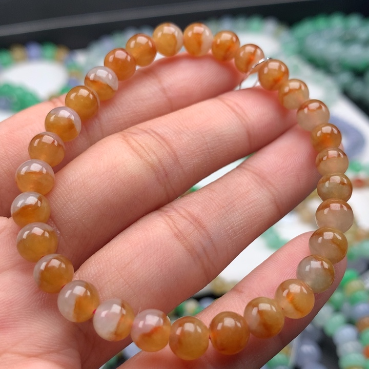 翡翠手镯未镶嵌卡