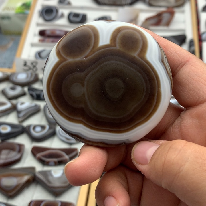 一***珠玛瑙/玉髓散珠缠丝玛瑙