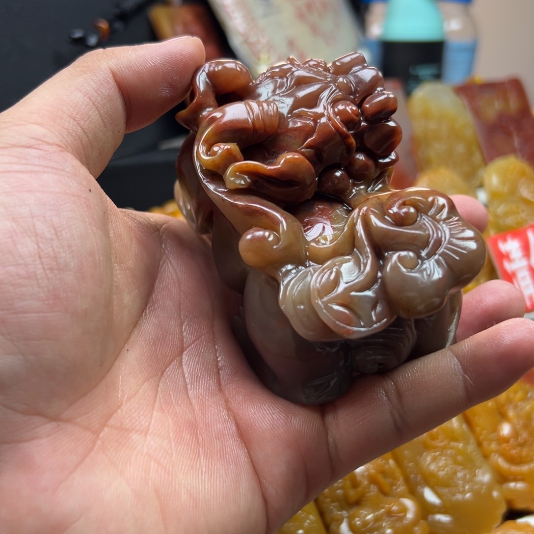 石英质玉（黄龙玉）未镶嵌hly