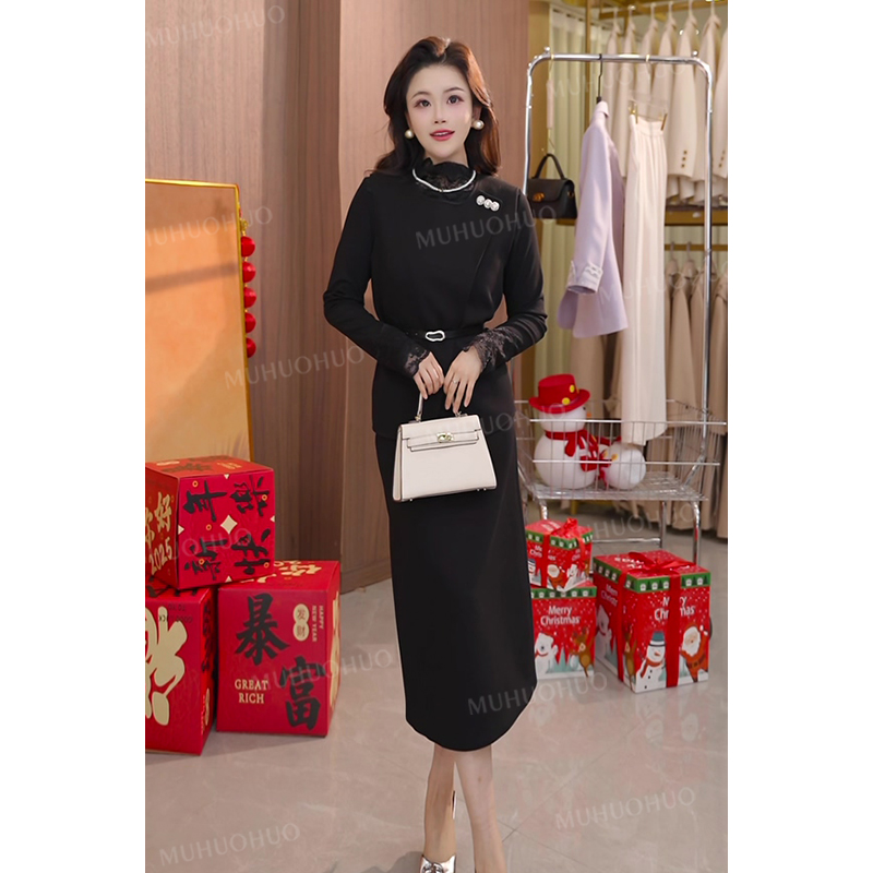 时尚套装显瘦气质长袖打底复古网红中长款修身高领春装新款三件套