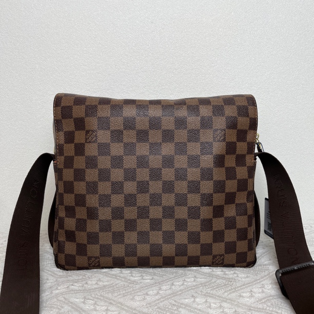99新 LouisVuitton/路易威登 98新/5643男士时尚棕棋盘格豆腐包