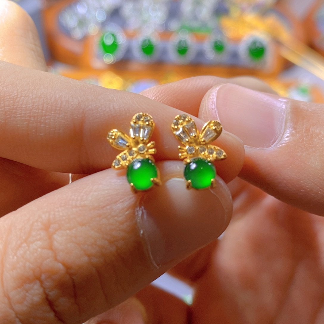 翡翠颈饰银S925镶嵌天然翡翠