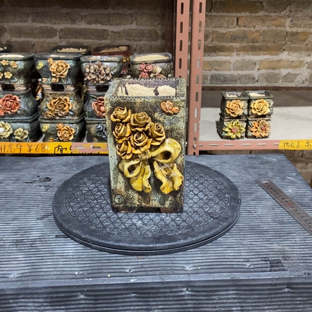 红陶青藤花器多肉花盆