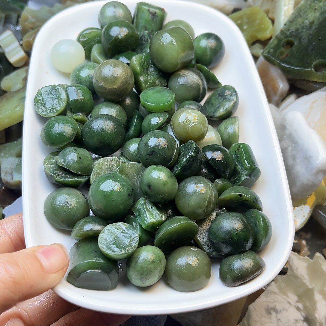 未镶嵌和田玉珠宝奇石