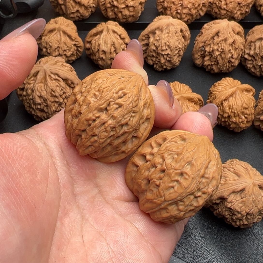 文玩核桃把件心**念铁锤