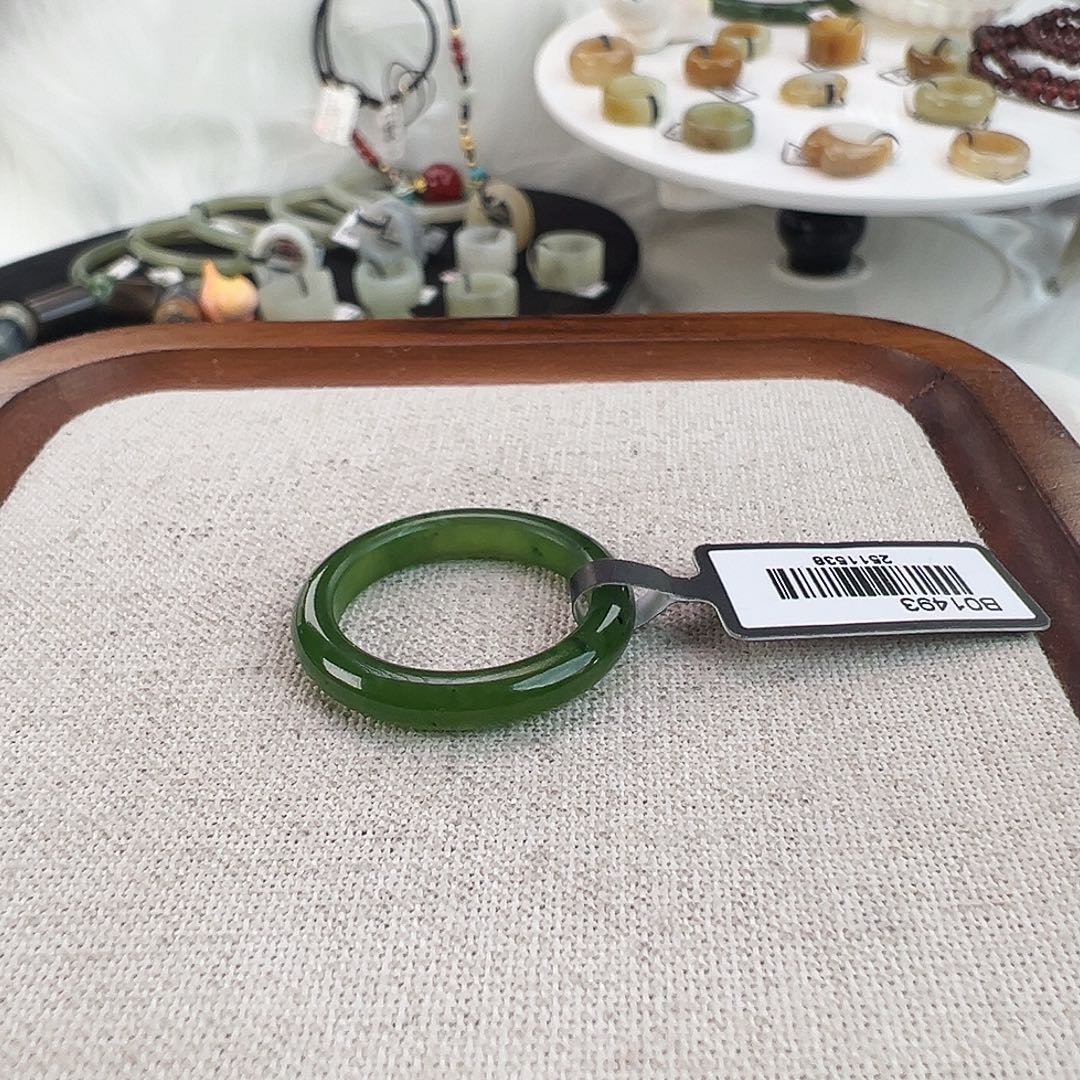 和田玉未镶嵌戒指w11碧玉细条19.7不退换