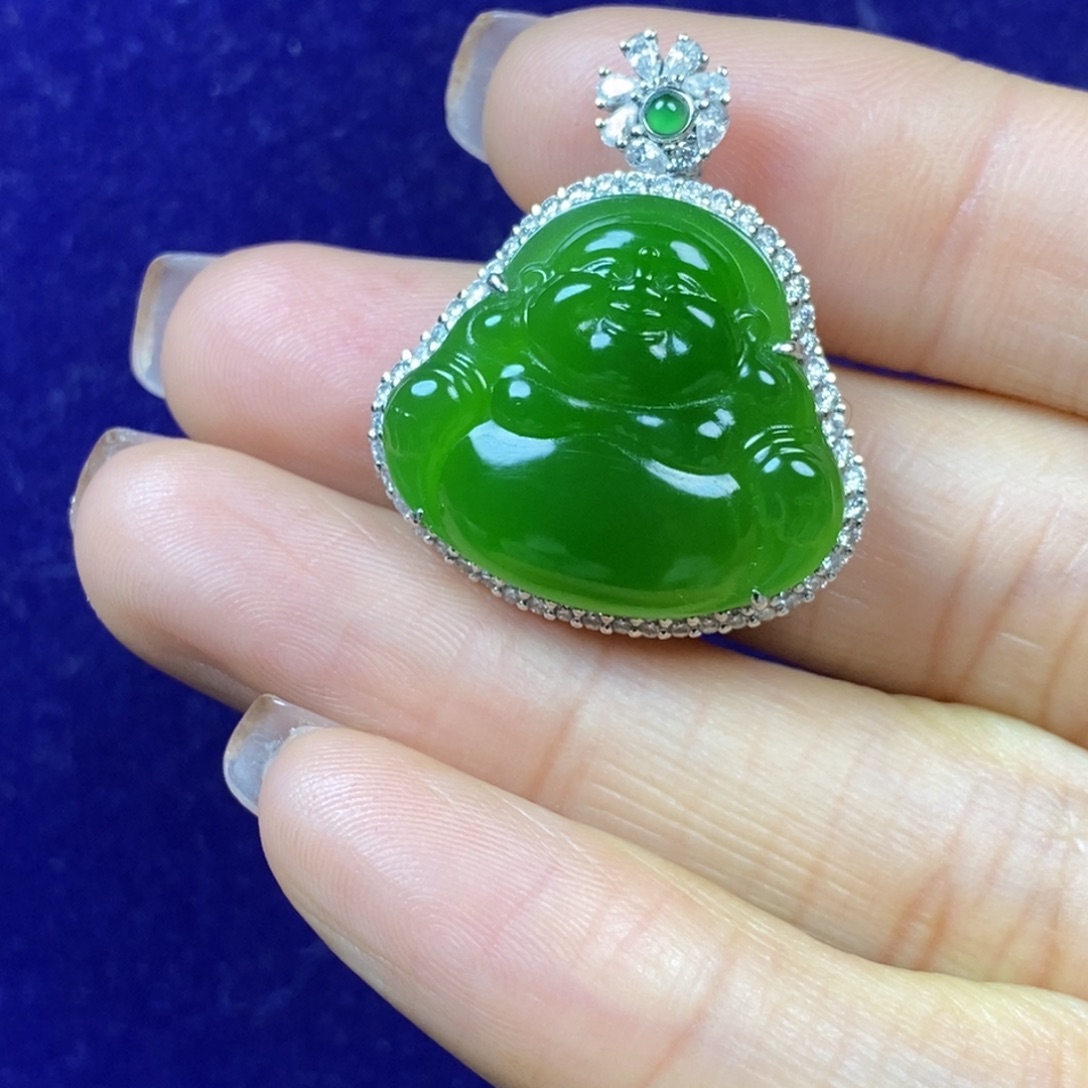 和田玉18K金镶嵌挂件