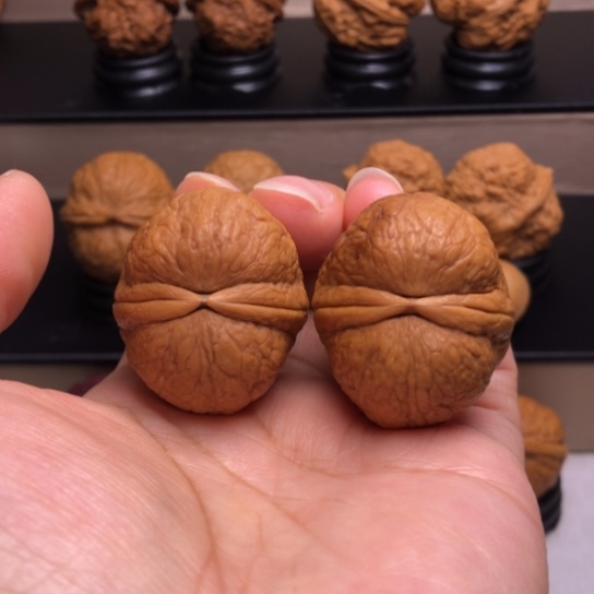 文玩核桃把件仙鹤顶8
