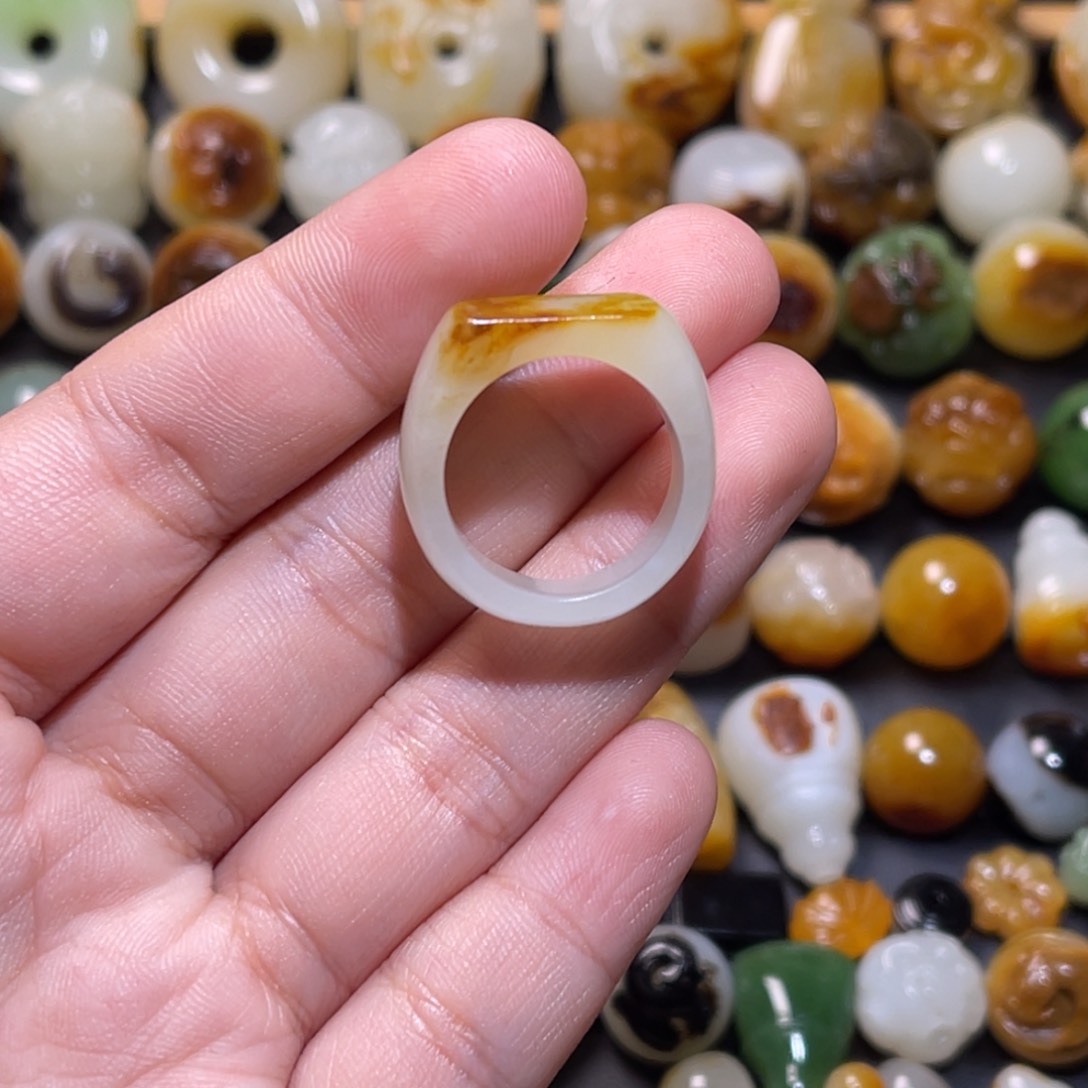 和田玉配饰未镶嵌ㅤ****玩