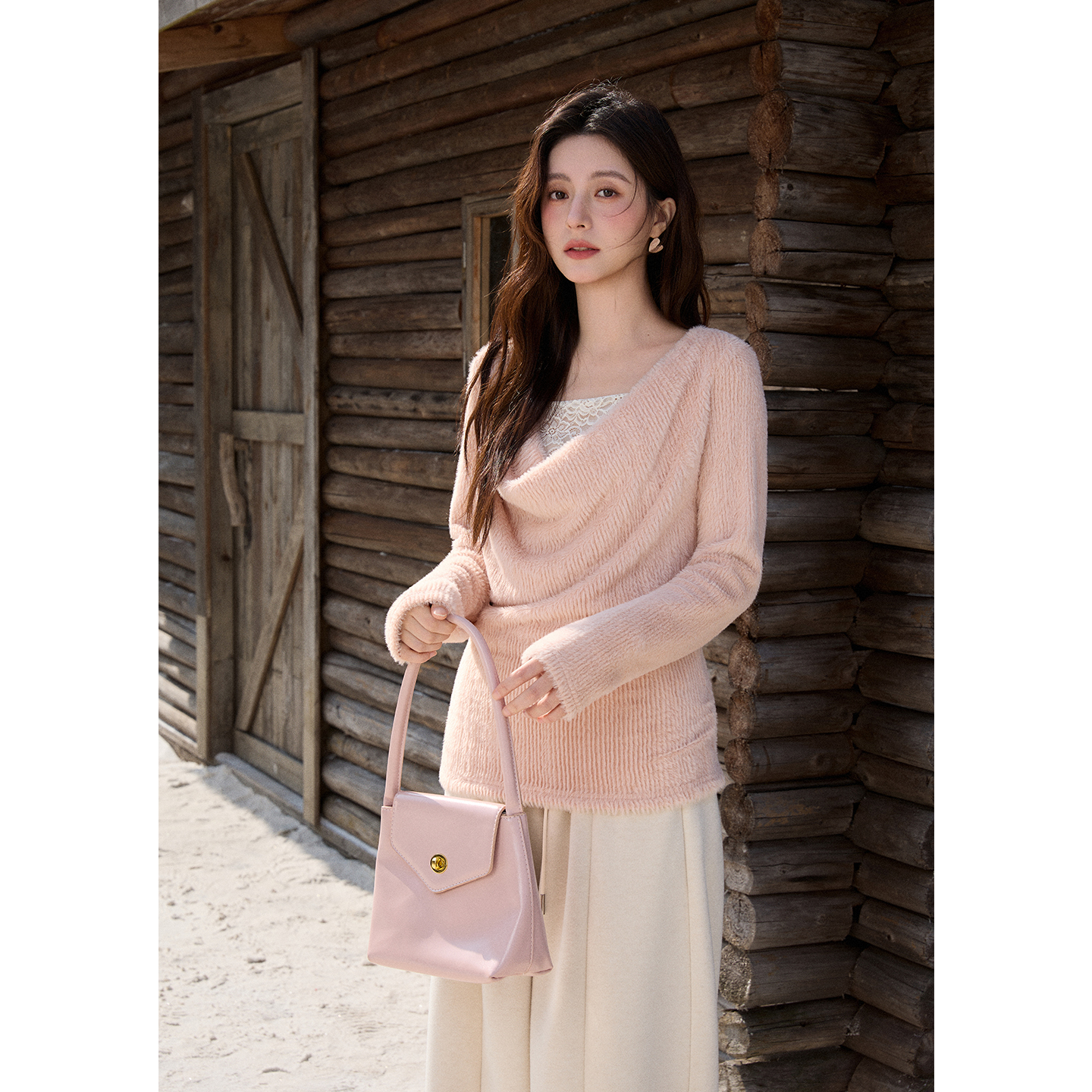 【艾美专属】谜秀粉色毛绒荡领针织衫垂坠褶皱修身内搭MXE90Z2718