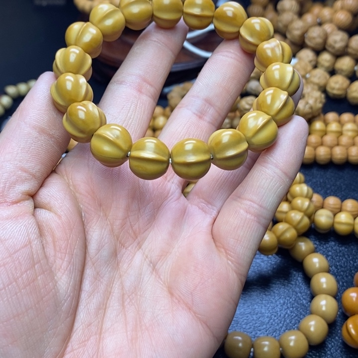 猴头核桃手串猴头