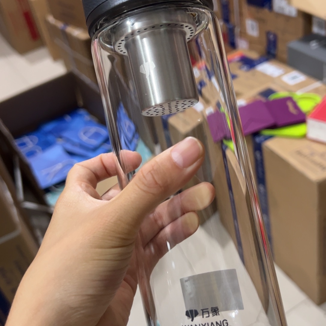 万象U4s单层烫手玻璃杯720玻璃杯➕被套