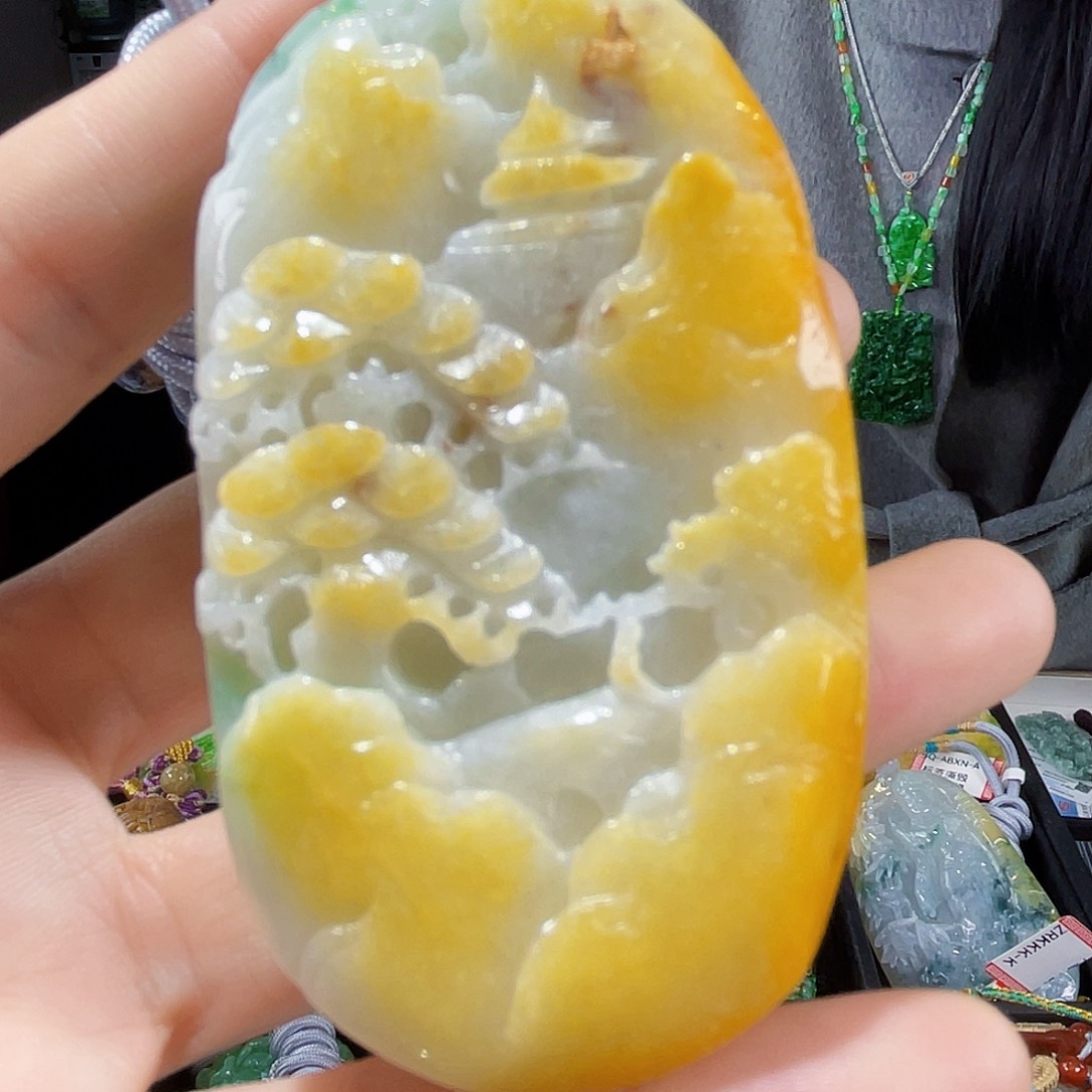 颈饰未镶嵌翡翠一