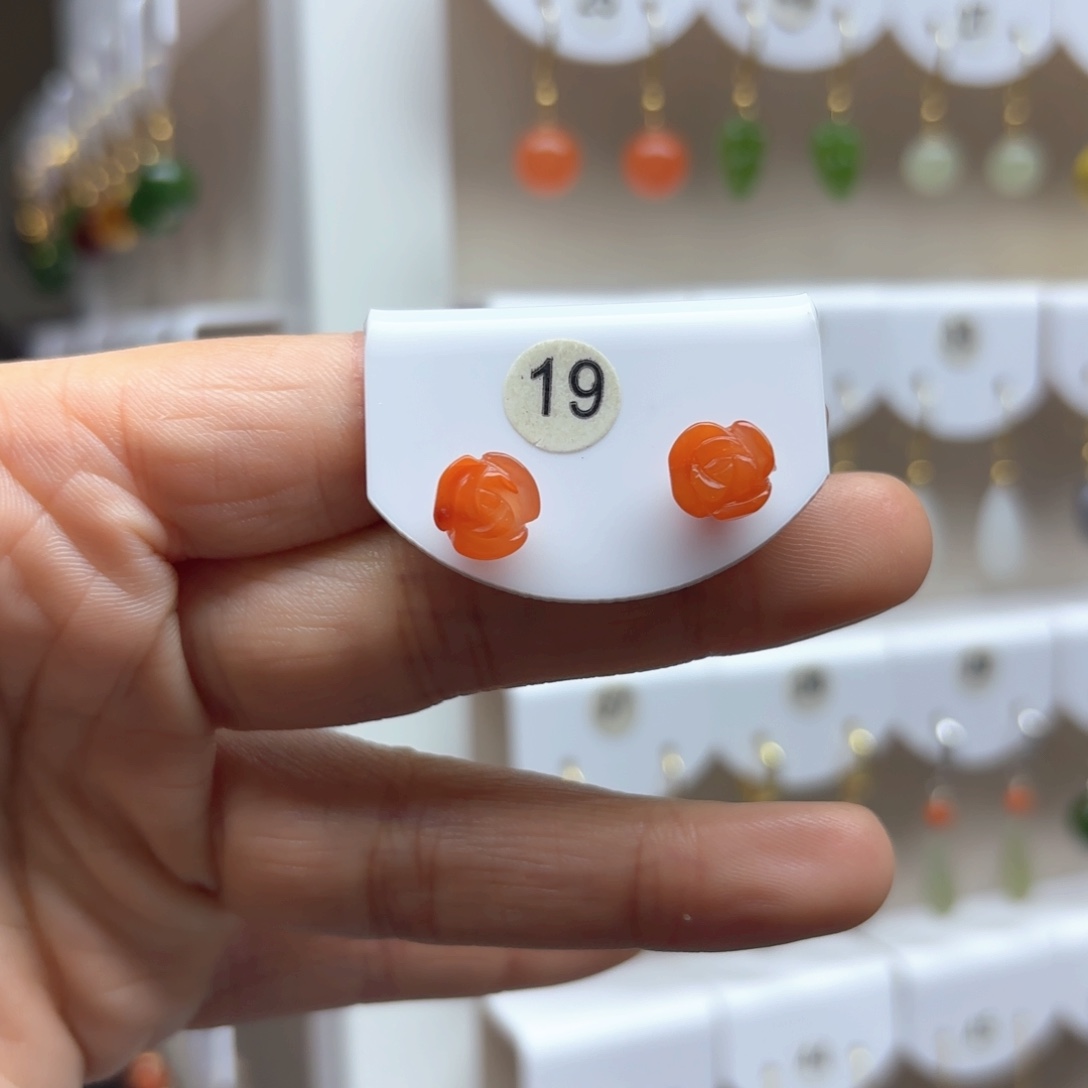 南红玛瑙耳饰18K金镶嵌