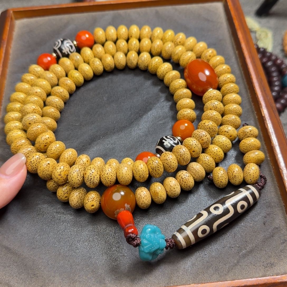 星月菩提吊坠…****…精品