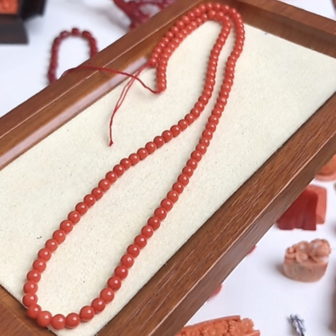 珊瑚圆珠长链一条特漏