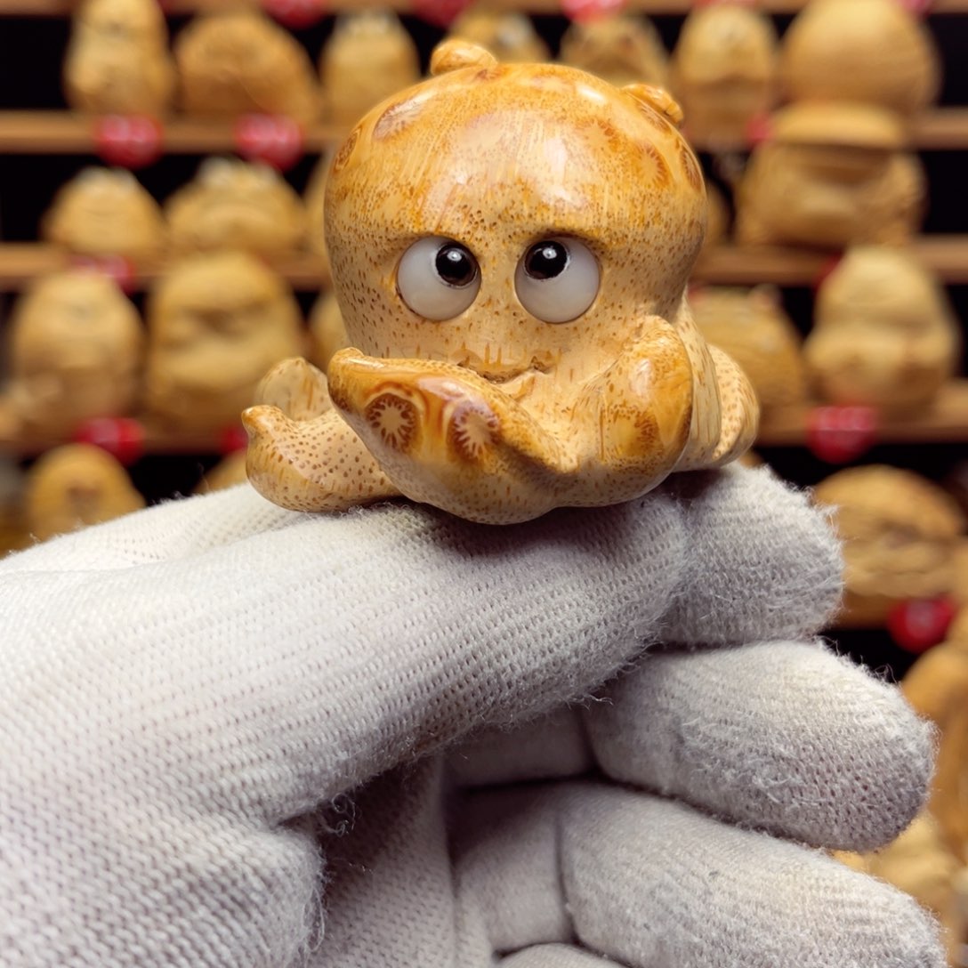 竹竹根雕章鱼手把件