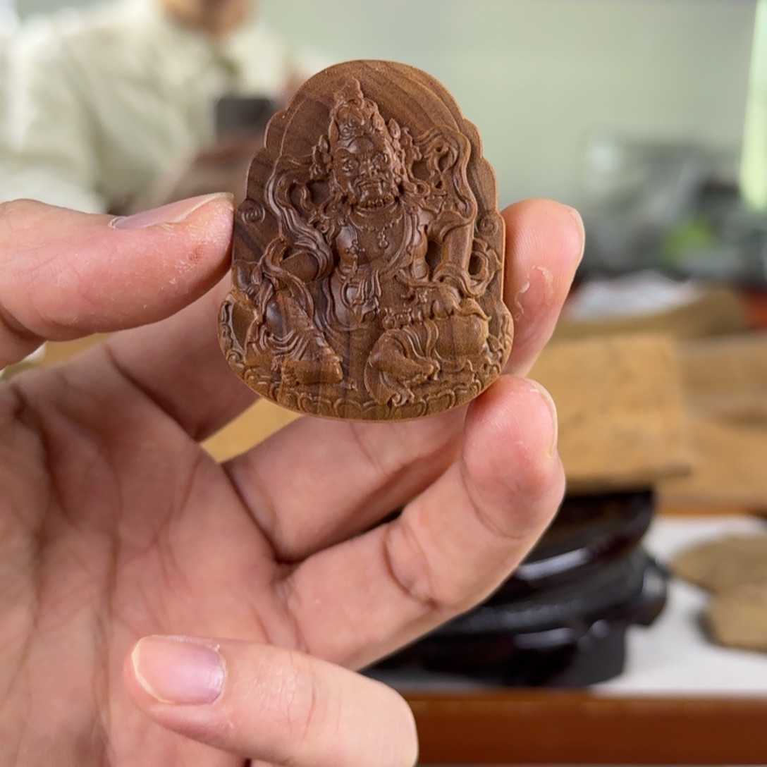 檀香木其他印度迈索尔老山檀香黄财神雕刻牌451
