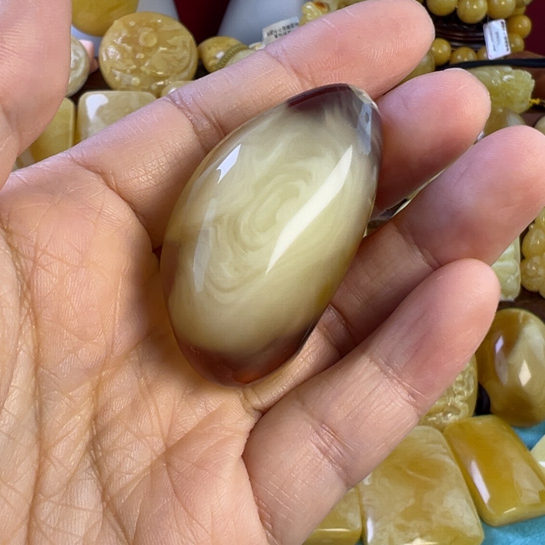 蜜蜡吊坠(不含链)未镶嵌幸****的