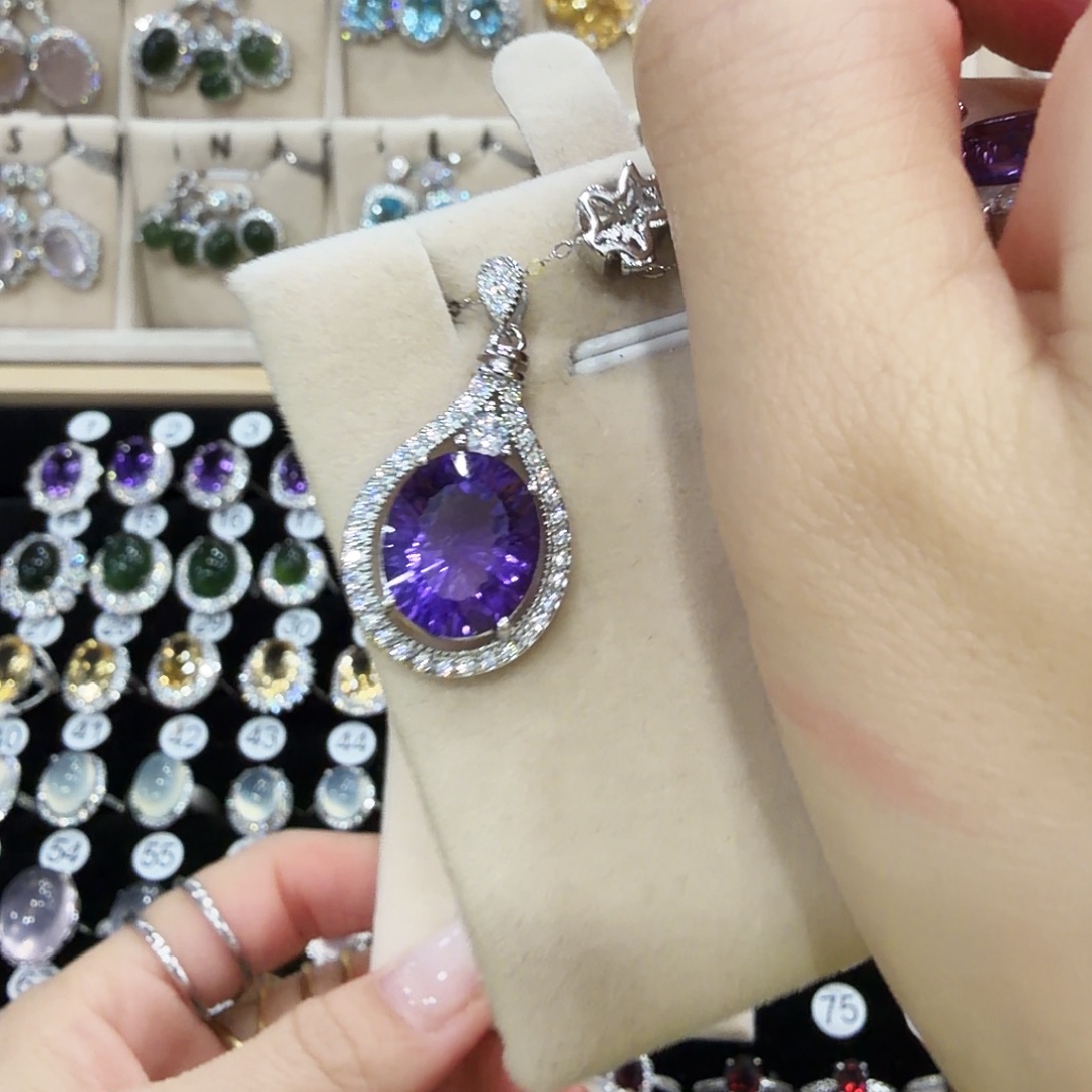 Y***吖紫晶银S925镶嵌颈饰