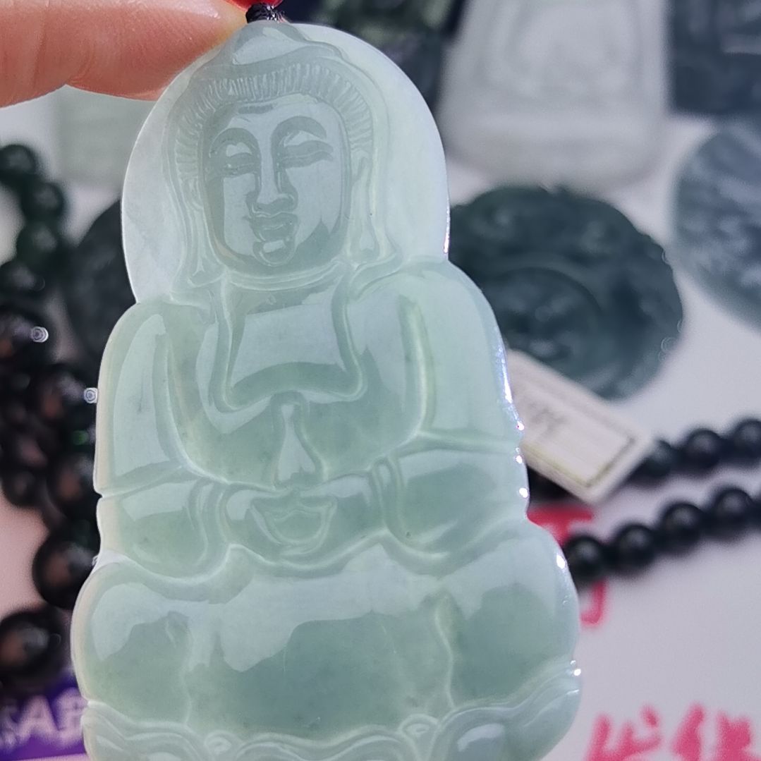 翡翠颈饰未镶嵌天然的A货翡翠多样性发货