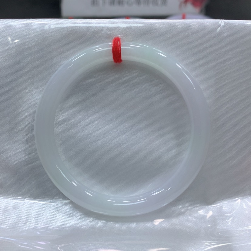 【闪购商品】翡翠手镯未镶嵌翡翠