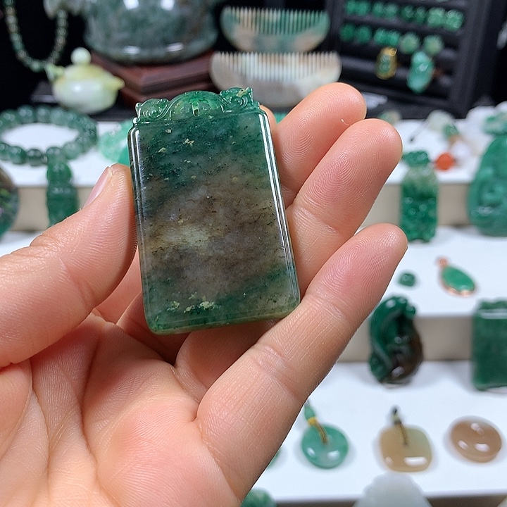 未镶嵌独山玉颈饰开**乐