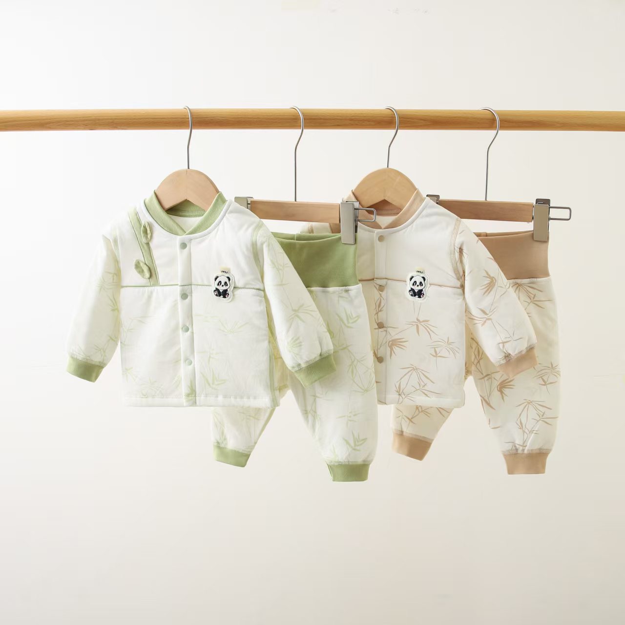 婴儿衣服春秋季卡通熊猫40克薄棉男女通用儿童服装套装童装卡通