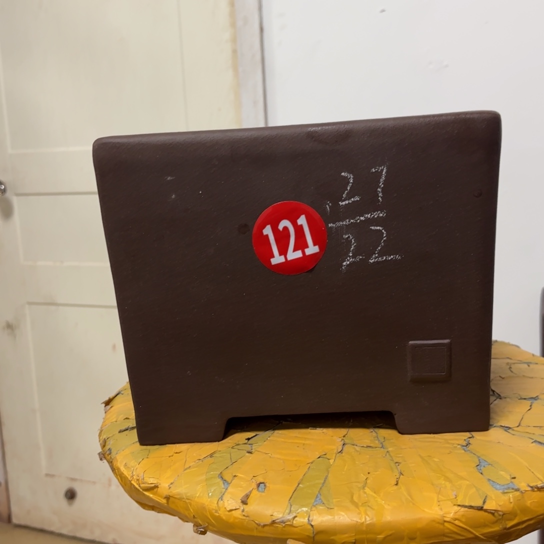 紫砂花盆呜呜呜呜