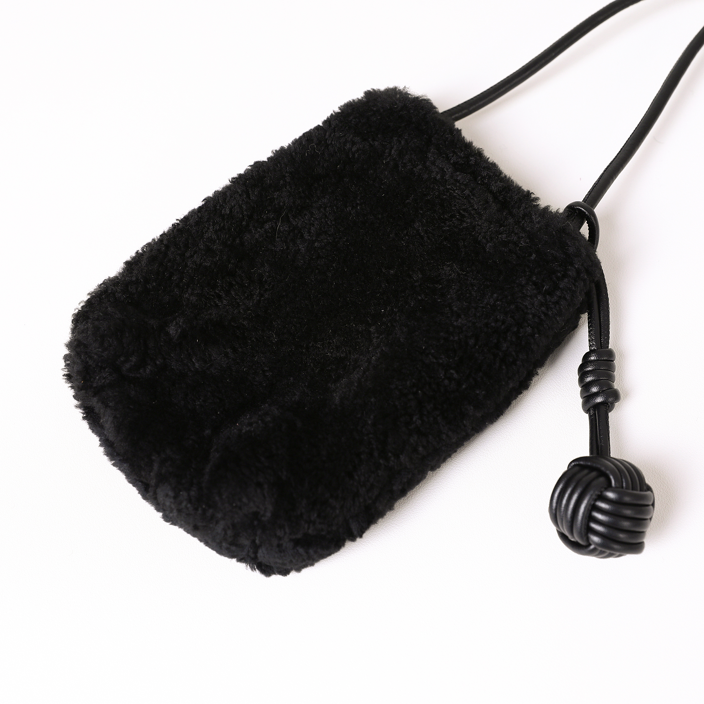 时代品牌【羊羔毛手机包】进口羊羔毛 单肩斜挎手机包 M10755