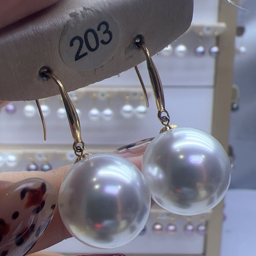 淡水珍珠耳饰18K金镶嵌