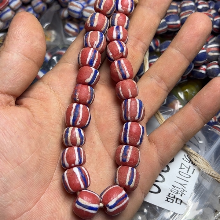 琉璃手工艺品3679。1条