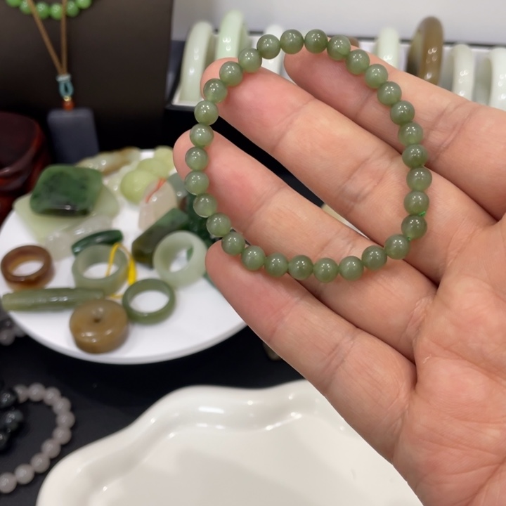 和田玉（糖玉）未镶嵌手链