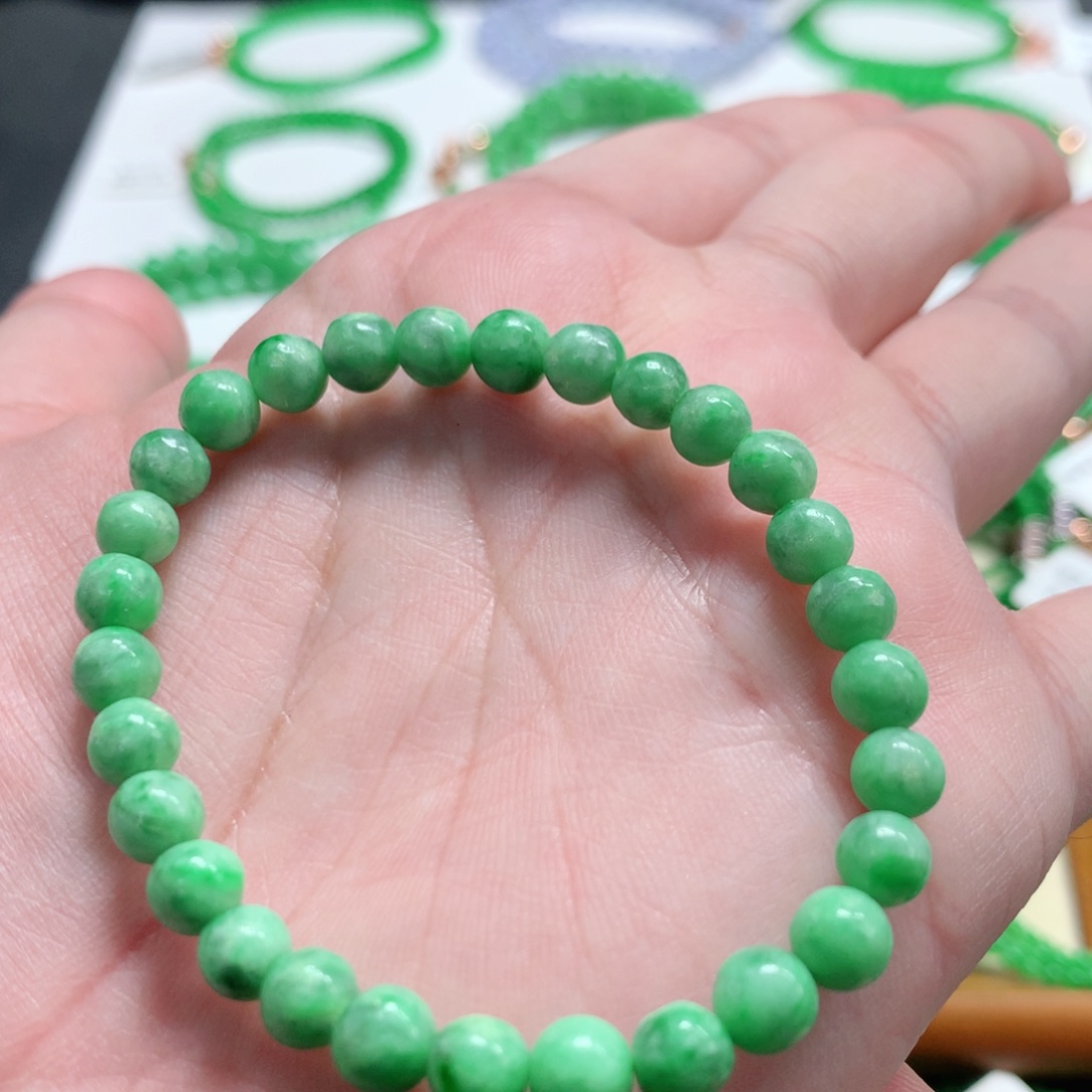 翡翠未镶嵌手链翡翠