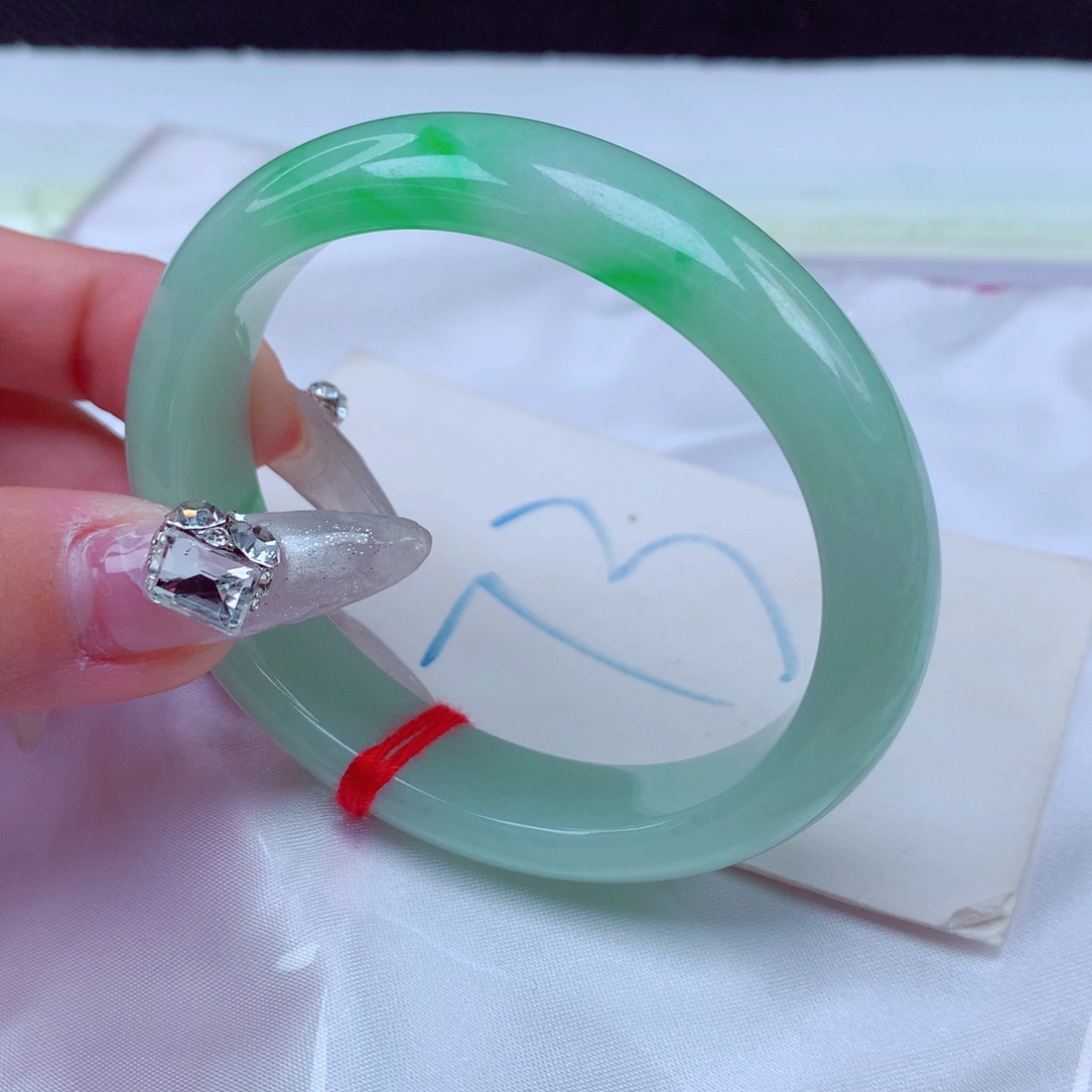 翡翠手镯未镶嵌天然缅甸翡翠A货手镯 贵妃