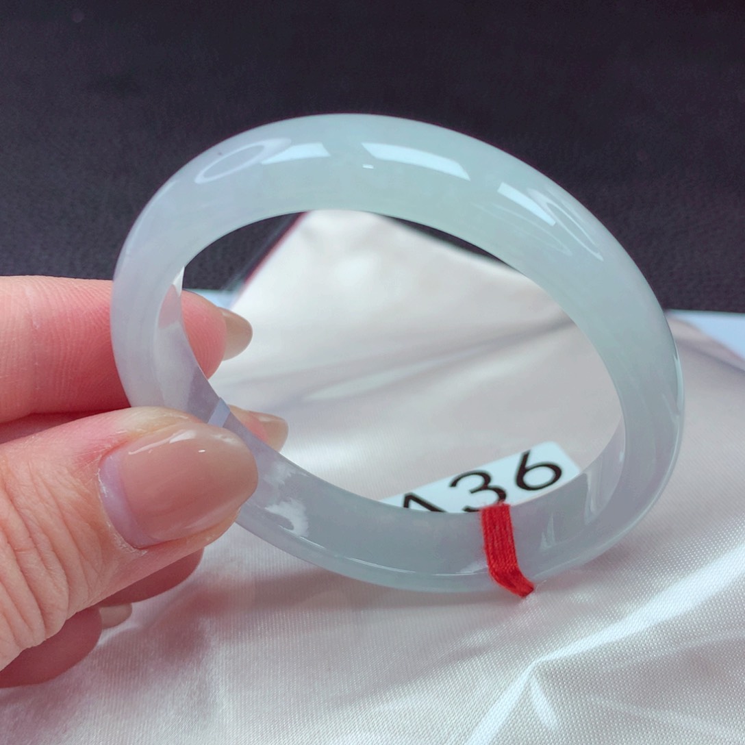 翡翠手镯未镶嵌手镯88