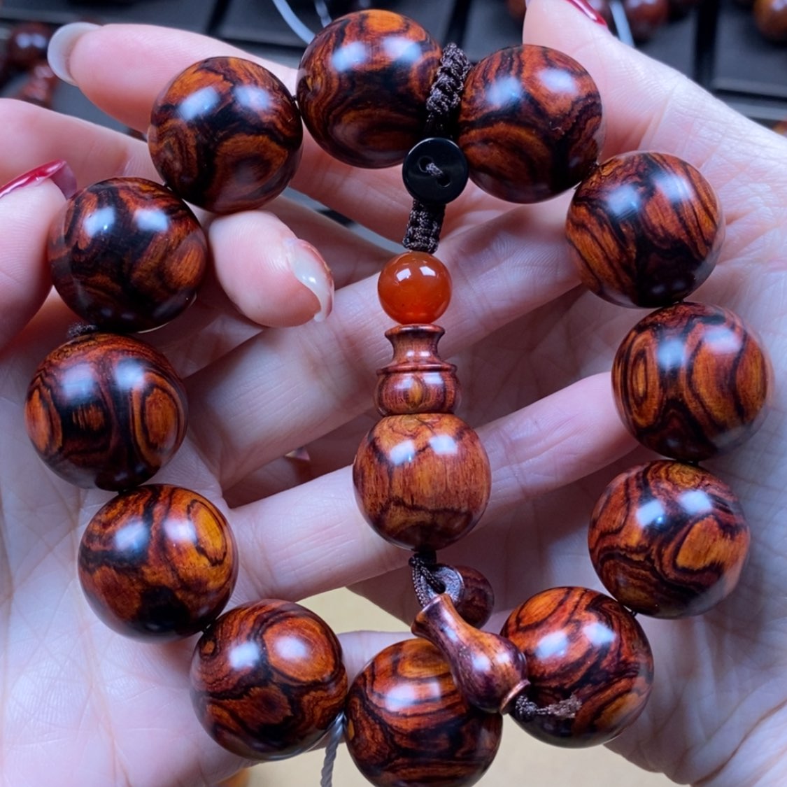 【闪购商品】黄花梨/降香黄檀手串/手链胜*众2.0