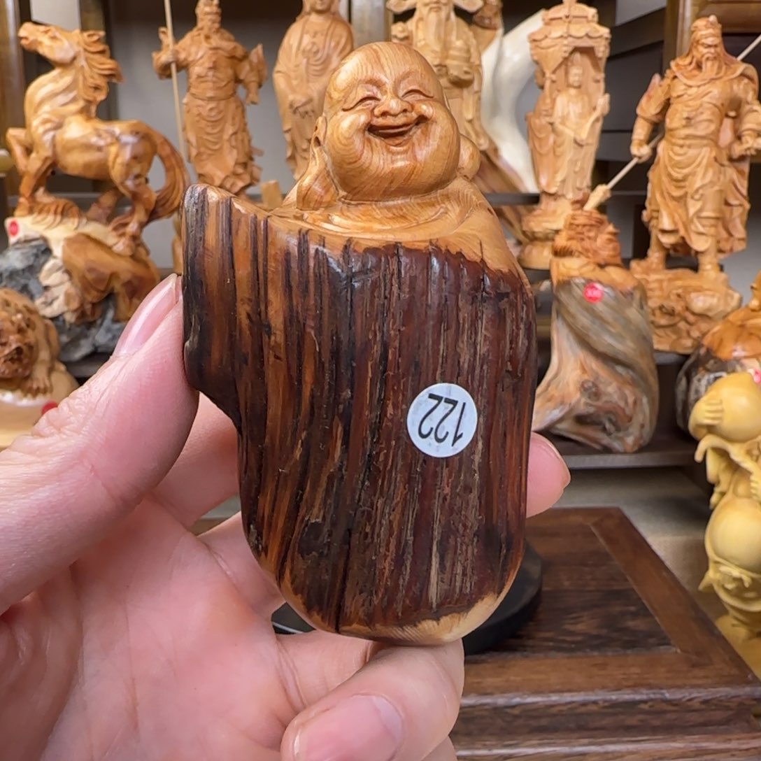 崖柏小木匠艺雕一物一拍