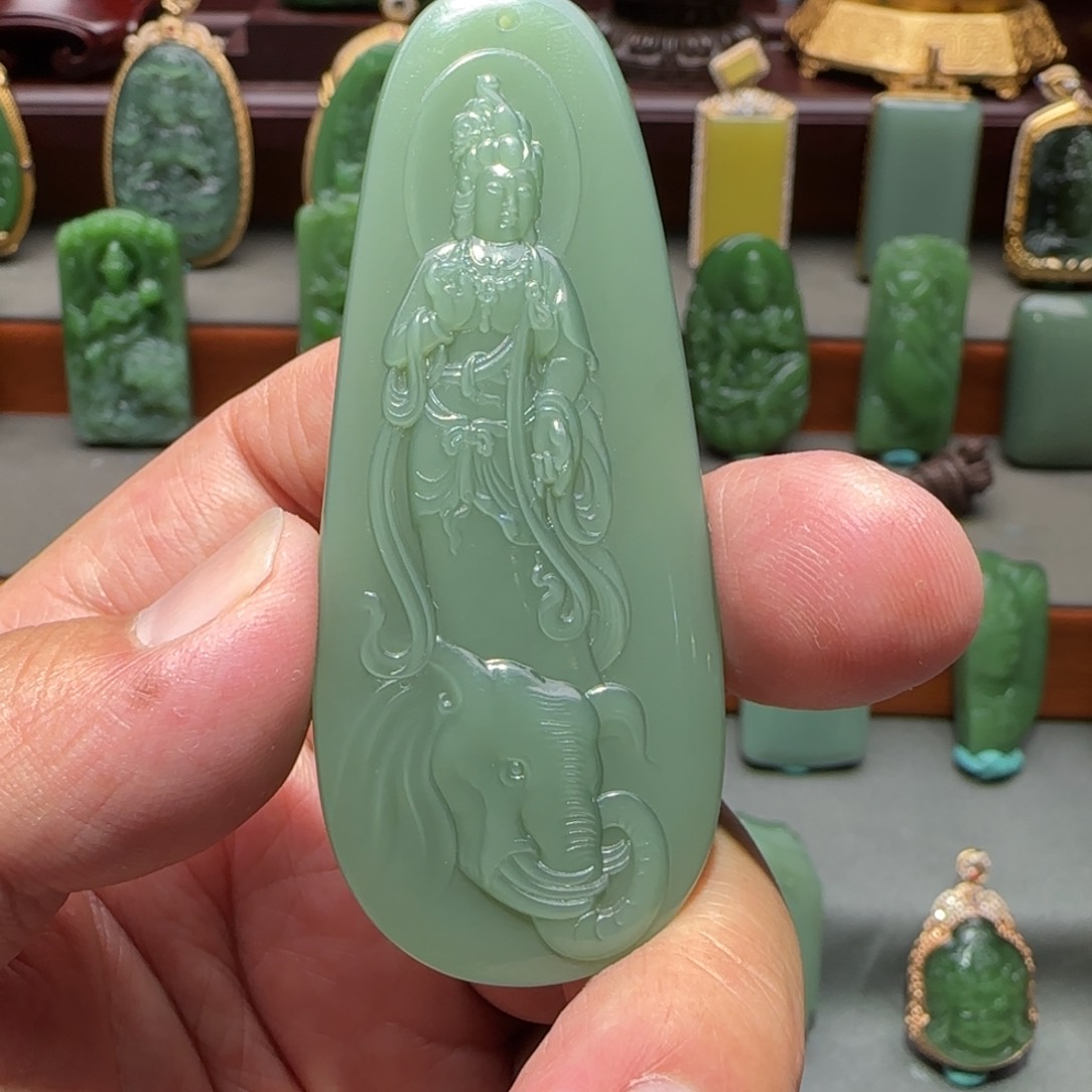 和田玉未镶嵌挂件