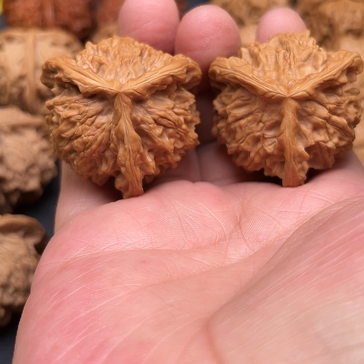 文玩核桃吊坠我想要