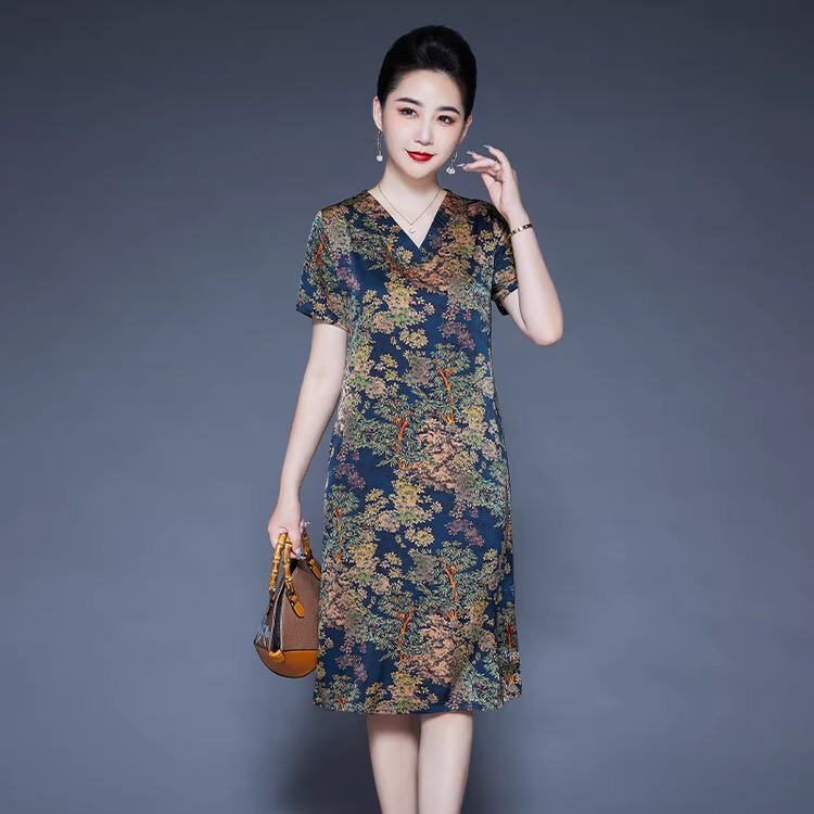 高端杭州真丝连衣裙女2025夏季新款中老年妈妈装酷飒风女装高级感